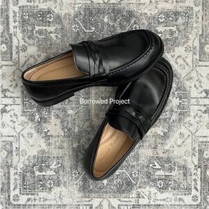 Elegant Black Leather Loafers for Men